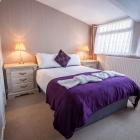 Standard Cosy Room with en-suite shower 02